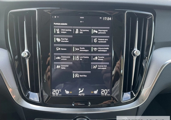 Volvo V60 Cross Country cena 144900 przebieg: 128990, rok produkcji 2019 z Warszawa małe 596